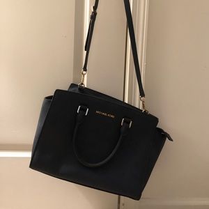 Michael Kors Selma Medium Satchel